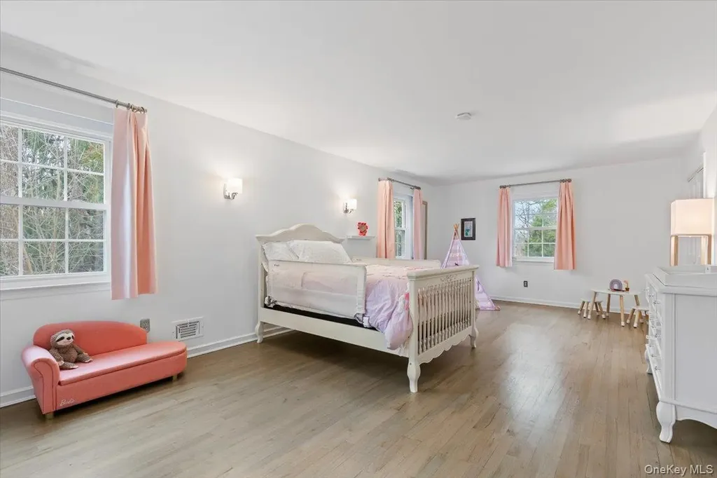 38 Brevoort Lane Rye NY 10580