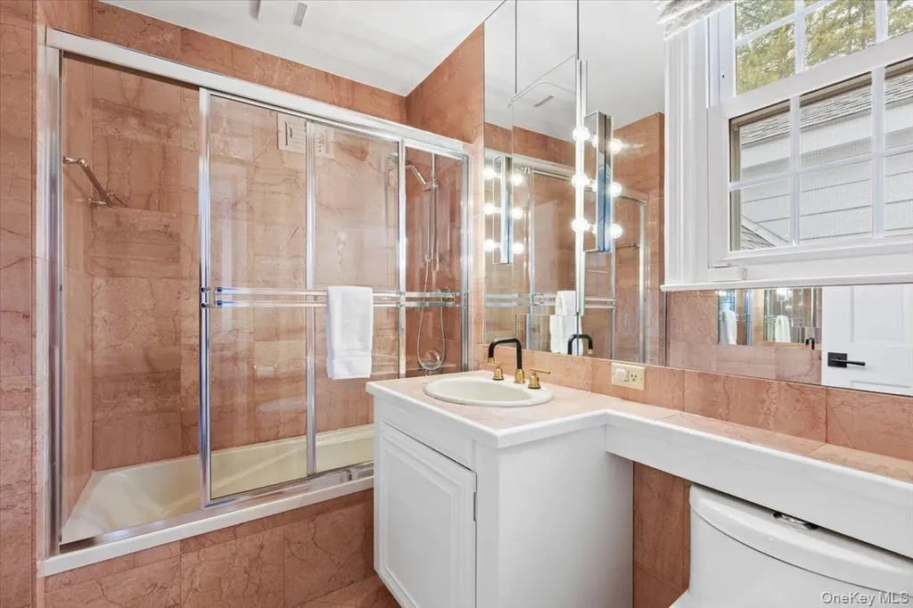 38 Brevoort Lane Rye NY 10580