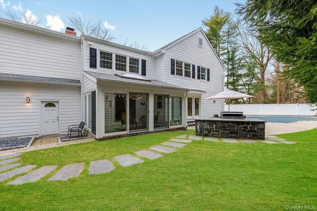 38 Brevoort Lane Rye NY 10580