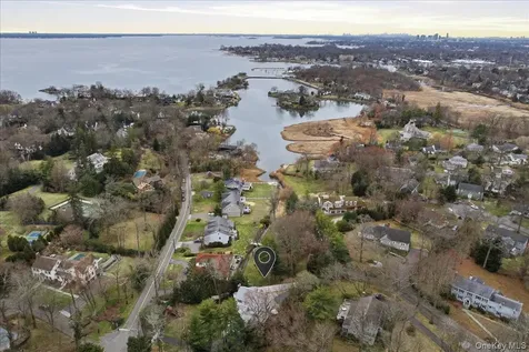 38 Brevoort Lane Rye NY 10580