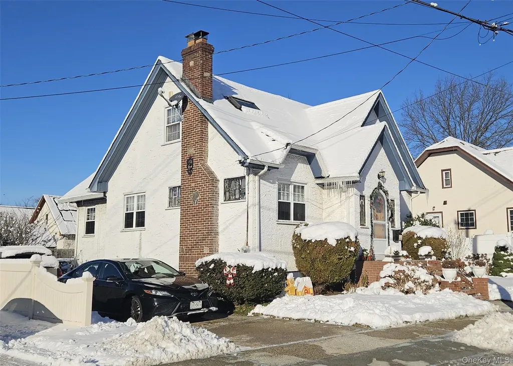80 Dobson Avenue Merrick NY 11566