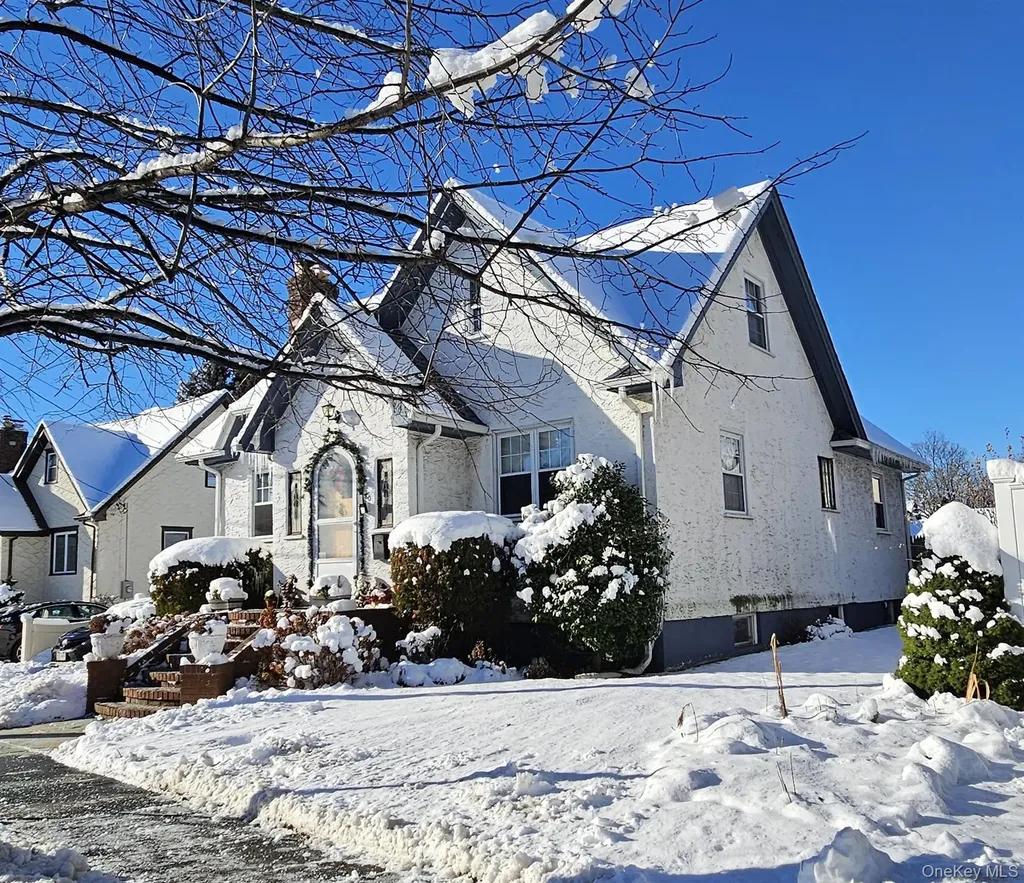 80 Dobson Avenue Merrick NY 11566