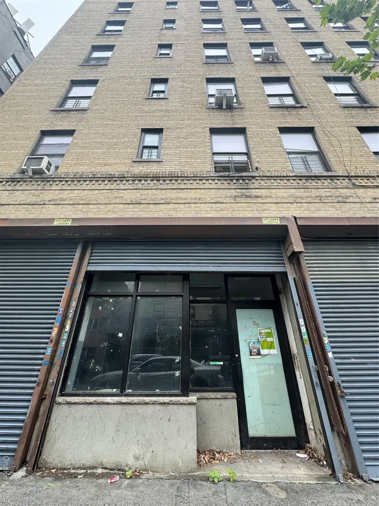 1105 College Avenue Bronx NY 10456
