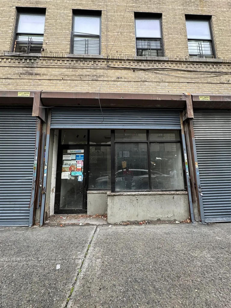 1105 College Avenue Bronx NY 10456