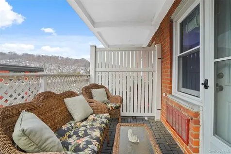 30 E Hartsdale Avenue Hartsdale NY 10530