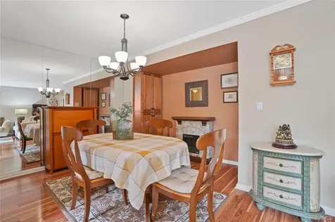 30 E Hartsdale Avenue Hartsdale NY 10530