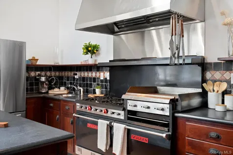 381 West Mountain Road Ridgefield CT 06877