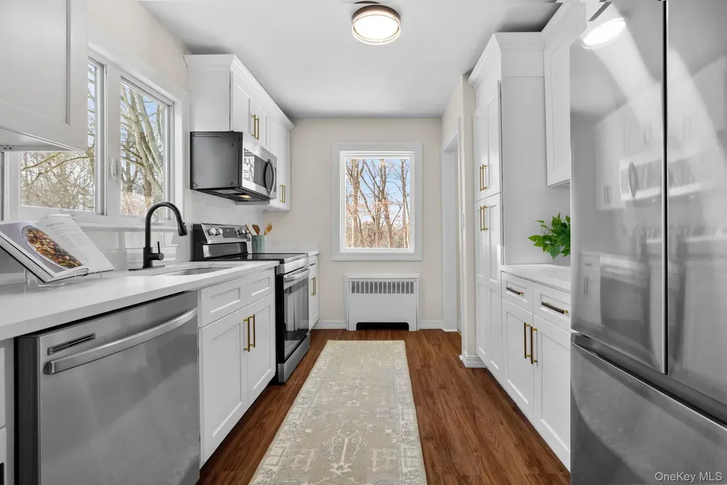 21 Henning Drive Montrose NY 10548