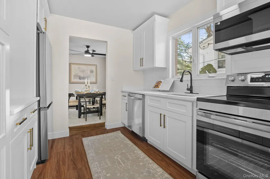 21 Henning Drive Montrose NY 10548