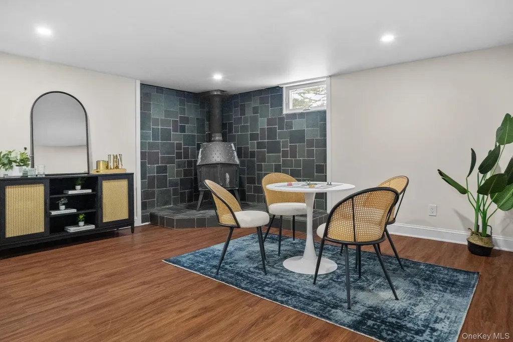 21 Henning Drive Montrose NY 10548