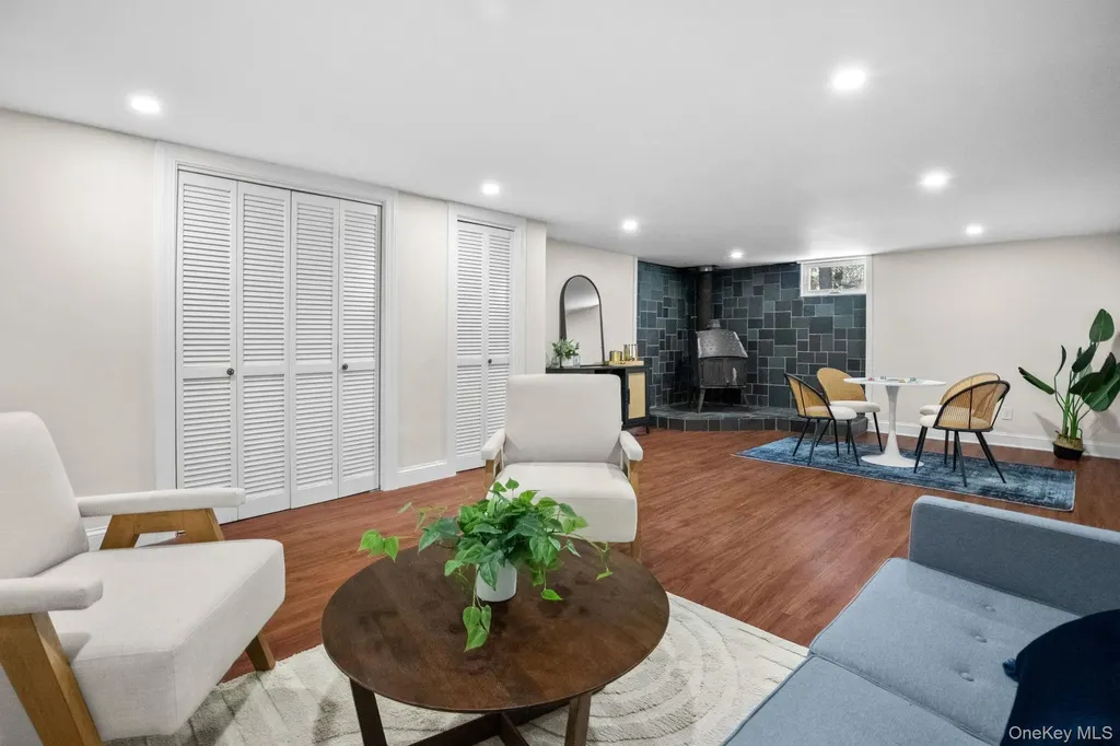 21 Henning Drive Montrose NY 10548