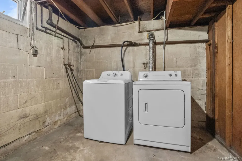 21 Henning Drive Montrose NY 10548