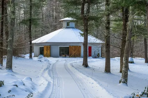 401 Collins Street Hillsdale NY 12529