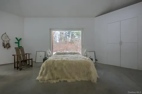 401 Collins Street Hillsdale NY 12529