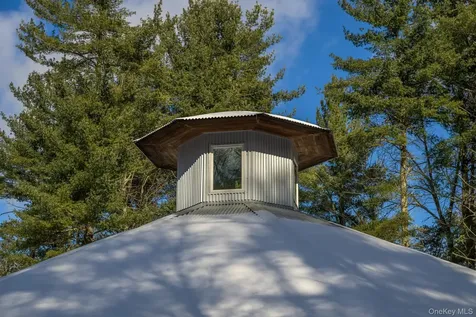 401 Collins Street Hillsdale NY 12529