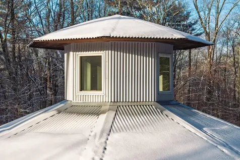 401 Collins Street Hillsdale NY 12529