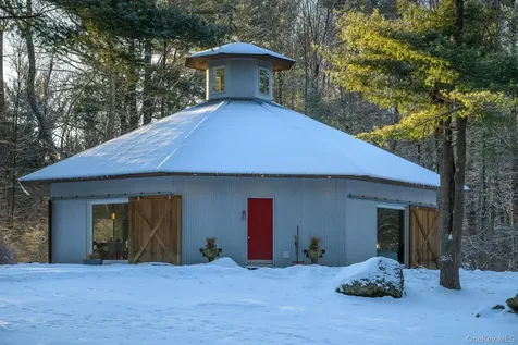 401 Collins Street Hillsdale NY 12529