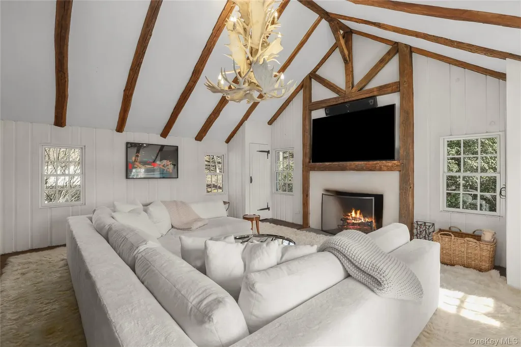 269 Stone Hill Road Pound Ridge NY 10576