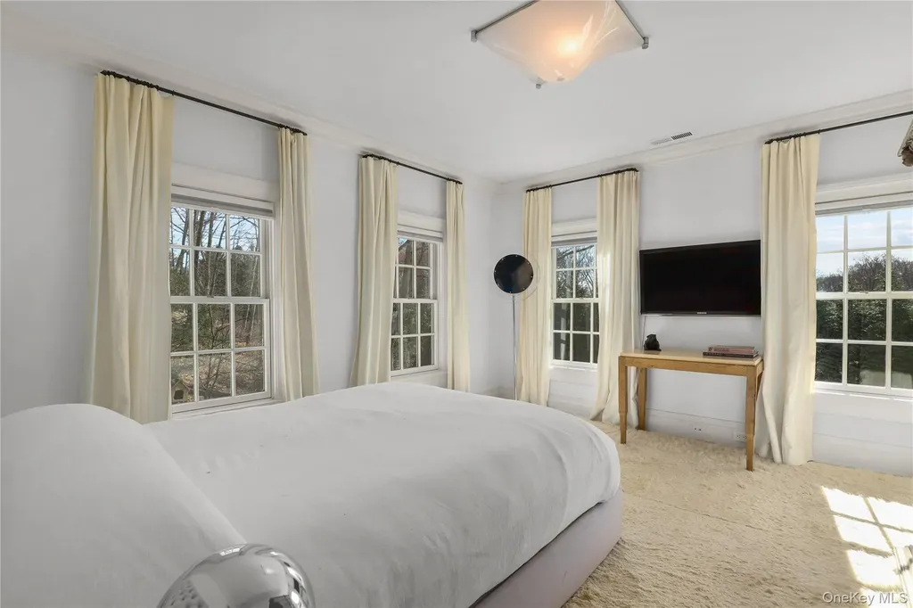 269 Stone Hill Road Pound Ridge NY 10576