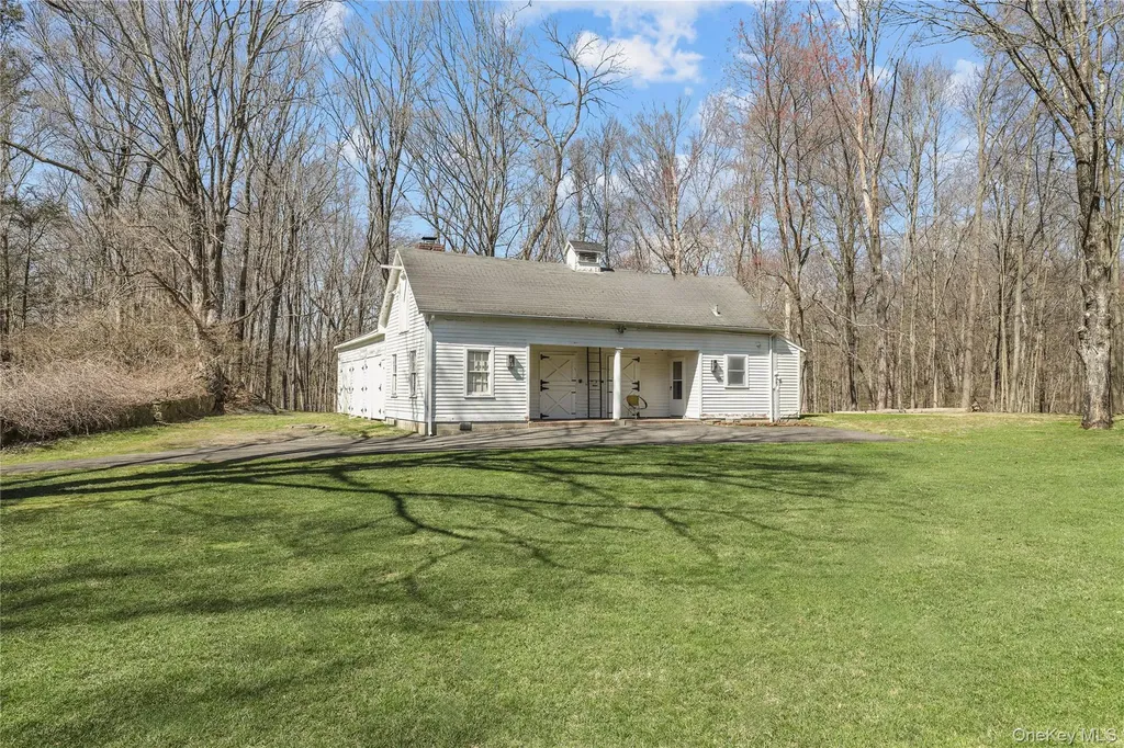 269 Stone Hill Road Pound Ridge NY 10576