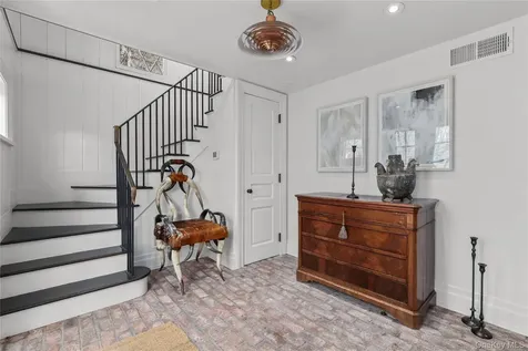 269 Stone Hill Road Pound Ridge NY 10576