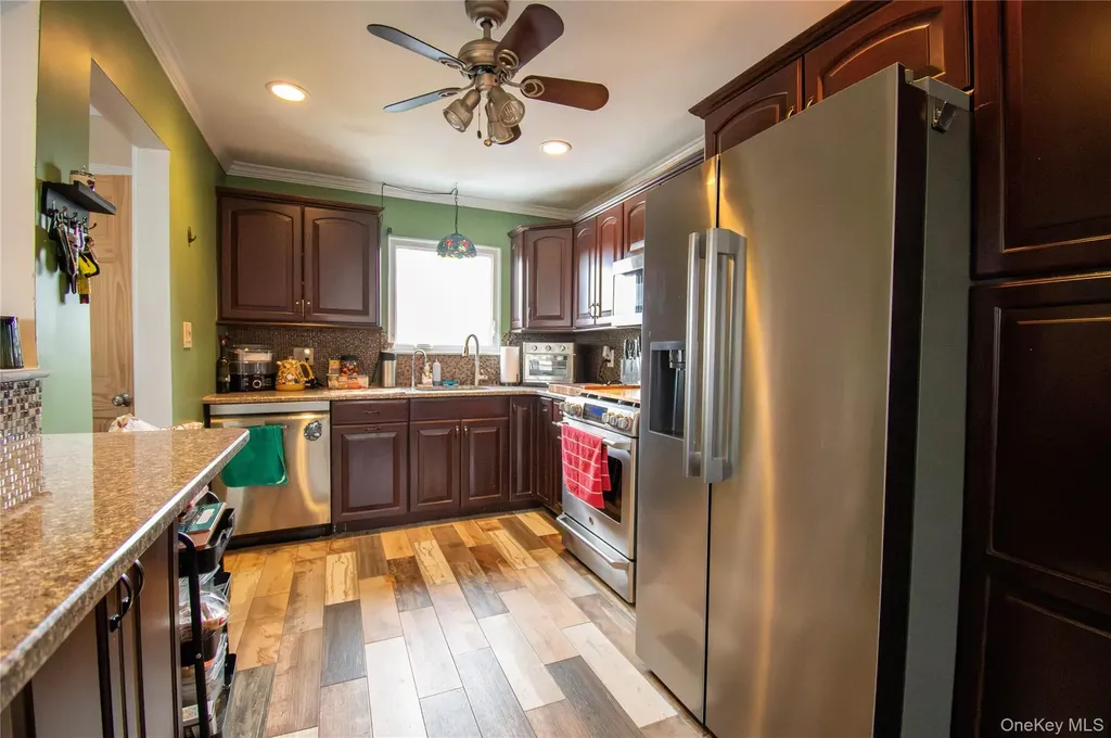 1390 America Avenue West Babylon NY 11704