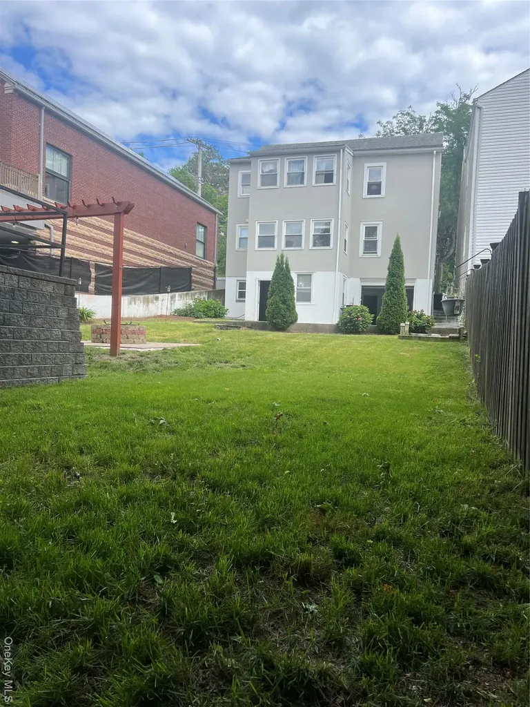 43 Main Dobbs Ferry NY 10522