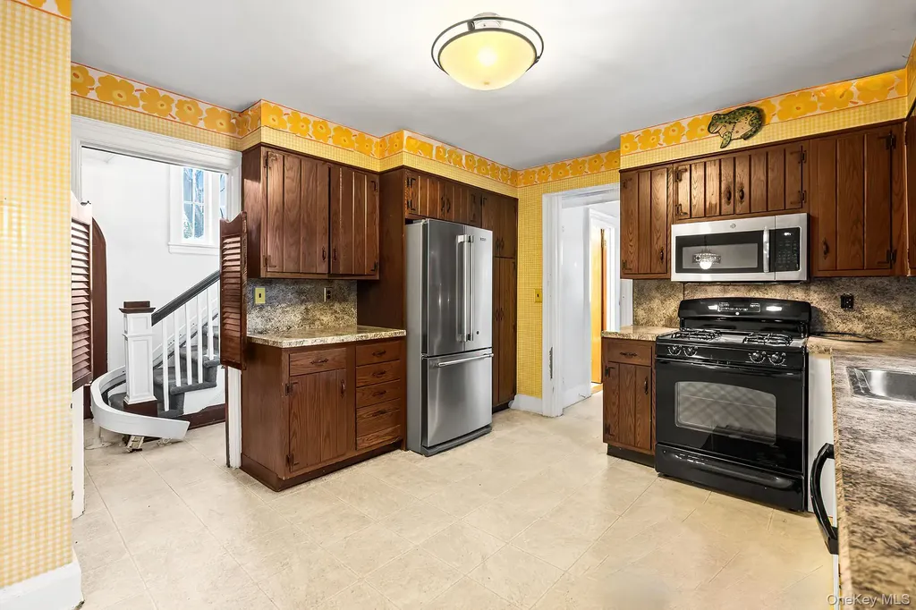 3 Ridgecrest E Scarsdale NY 10583