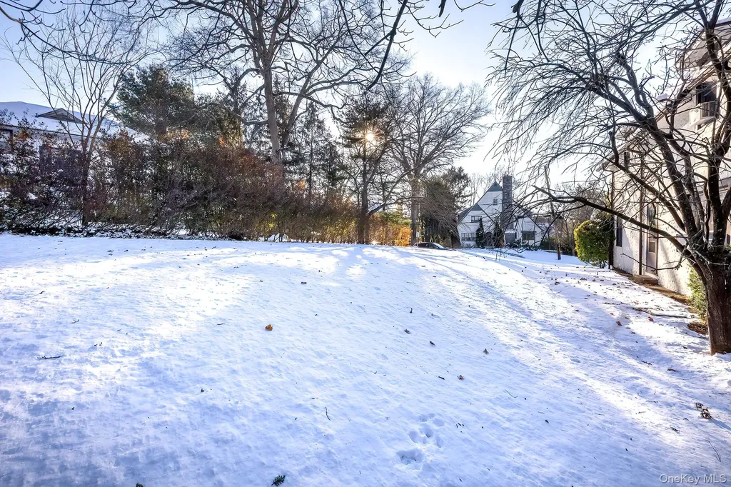 3 Ridgecrest E Scarsdale NY 10583