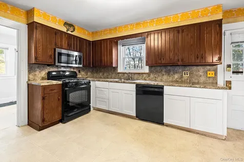 3 Ridgecrest E Scarsdale NY 10583