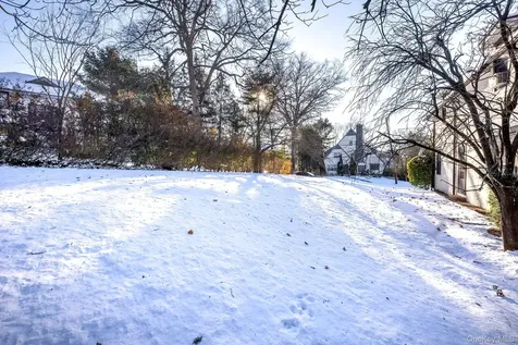 3 Ridgecrest E Scarsdale NY 10583