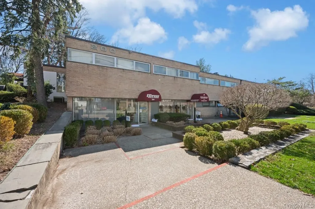 200 S Broadway Tarrytown NY 10591