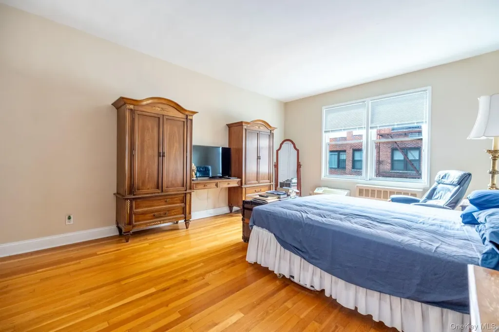 1015 Old Post Road Mamaroneck NY 10543