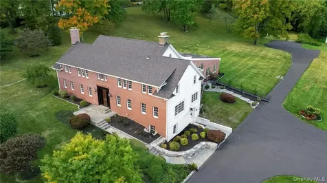 235 Bear Ridge Road Pleasantville NY 10570