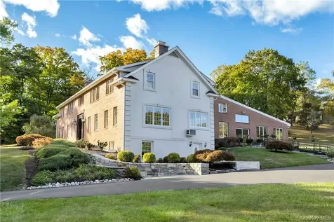 235 Bear Ridge Road Pleasantville NY 10570