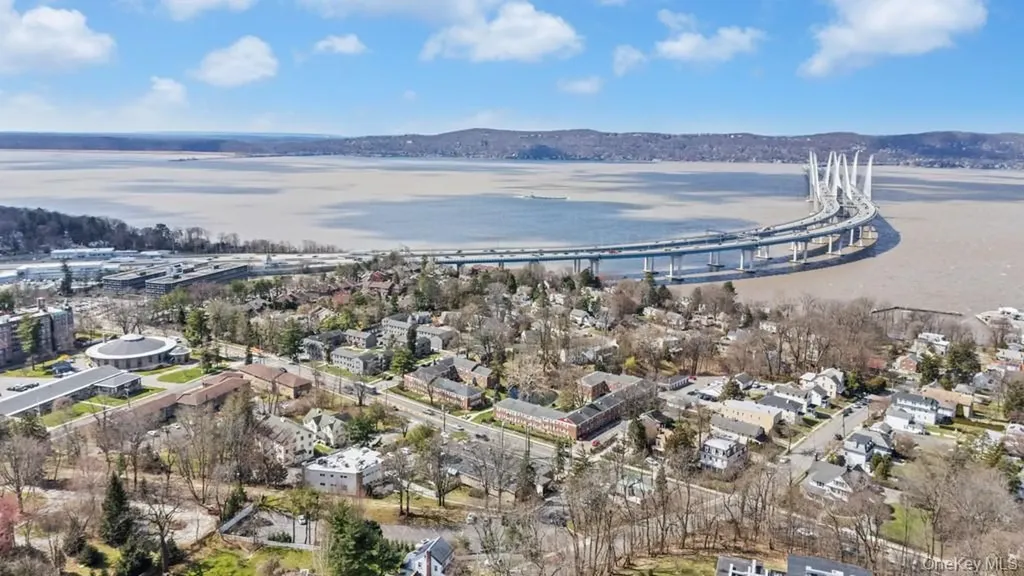 200 S Broadway Tarrytown NY 10591