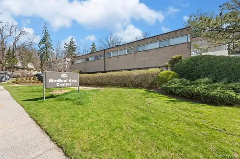 200 S Broadway Tarrytown NY 10591