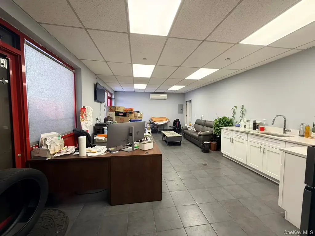 88-81 76th Avenue Glendale NY 11385