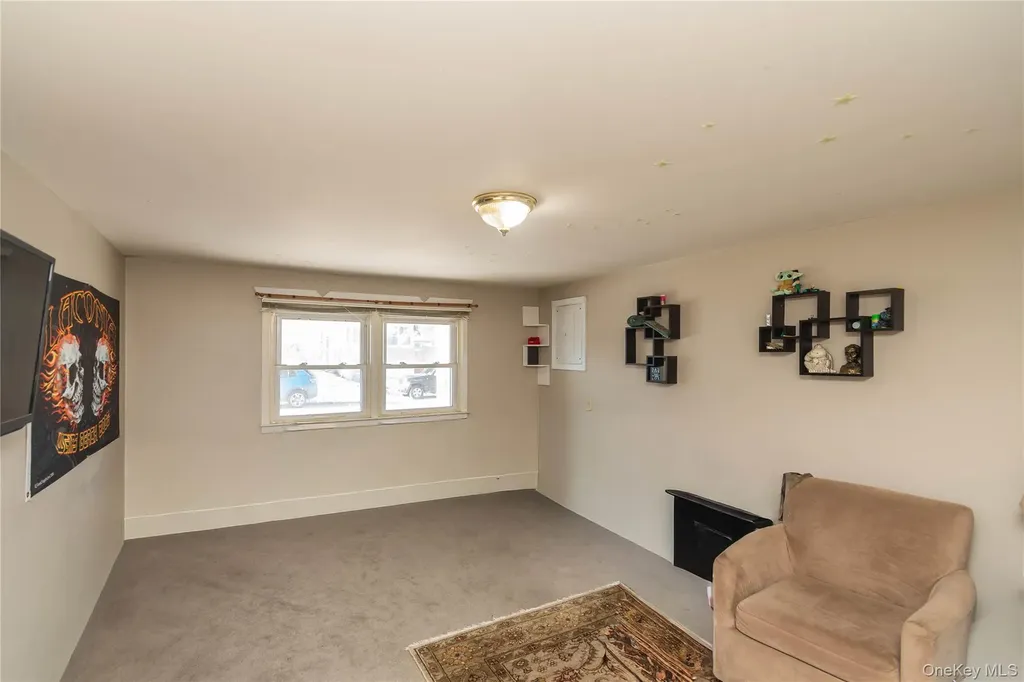 19 Maryland Avenue Poughkeepsie NY 12603