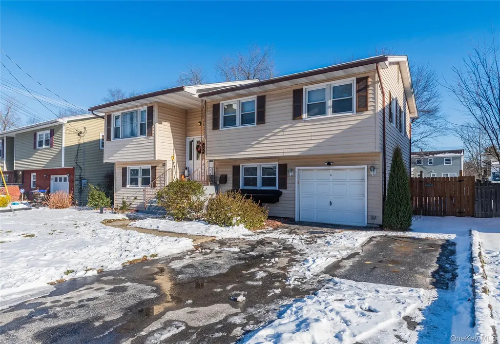 19 Maryland Avenue Poughkeepsie NY 12603