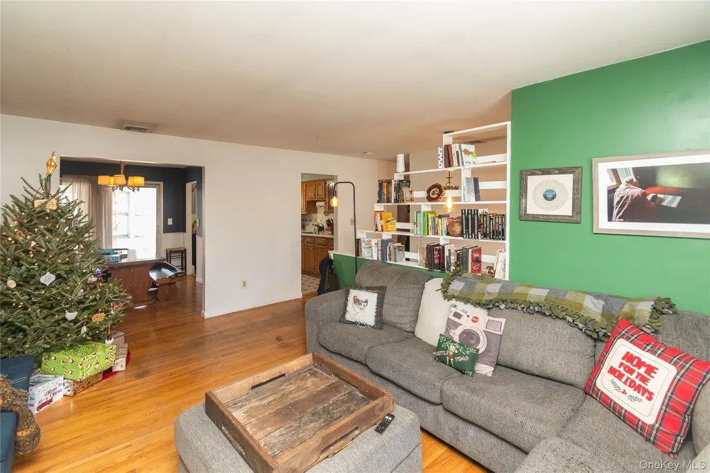 19 Maryland Avenue Poughkeepsie NY 12603