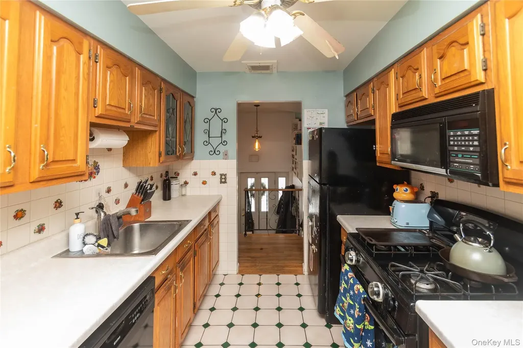 19 Maryland Avenue Poughkeepsie NY 12603