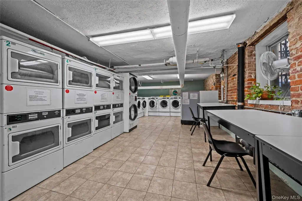 811 Walton Avenue Bronx NY 10451