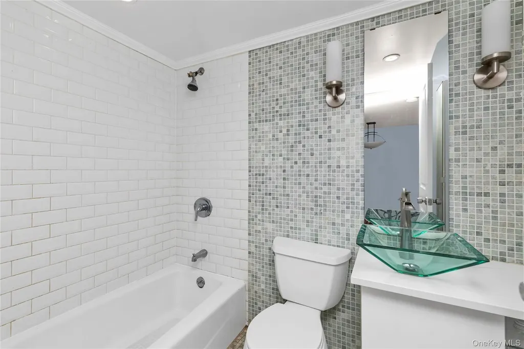 6123 165th Street Fresh Meadows NY 11365
