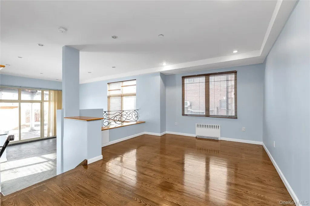 6123 165th Street Fresh Meadows NY 11365