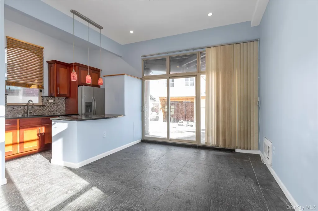 6123 165th Street Fresh Meadows NY 11365