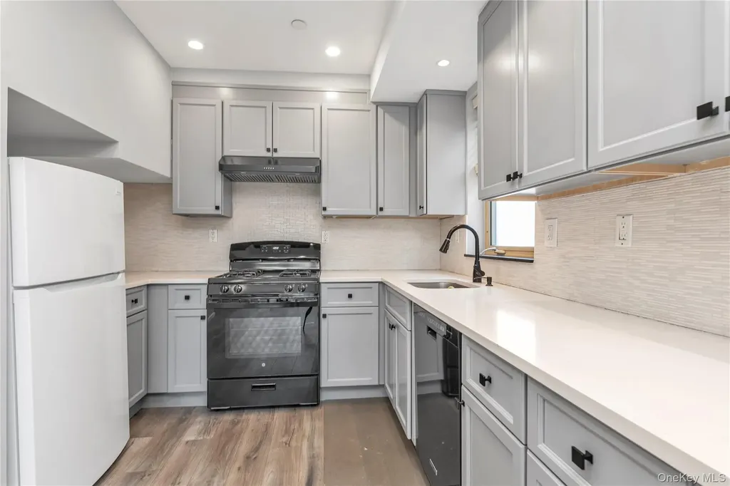 6123 165th Street Fresh Meadows NY 11365