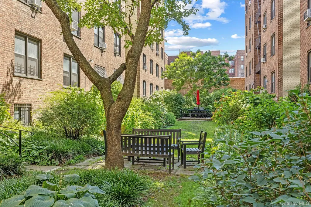 35-35 75th Street Jackson Heights NY 11372