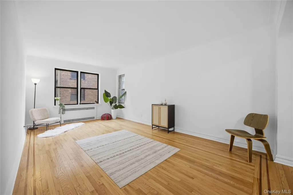35-35 75th Street Jackson Heights NY 11372