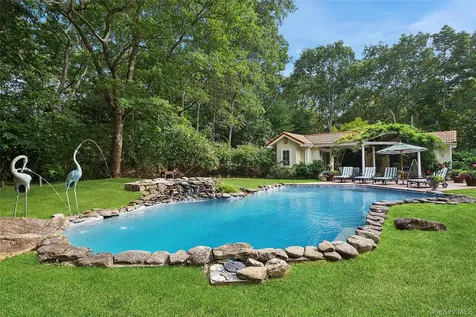 1 Terrys Trail East Hampton NY 11937